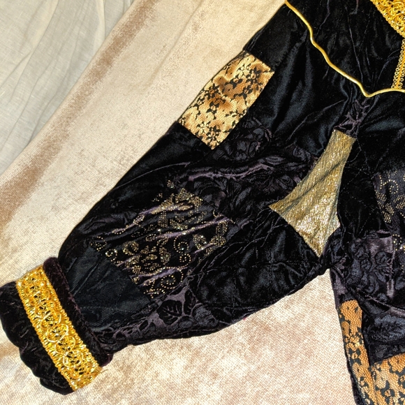 RARE 80s Marguerite Rubel Quilted Jacket with gold-tone lace ribbon trim - Picture 5 of 15